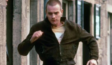 Ewan McGregor’s character Renton being chased in Trainspotting.