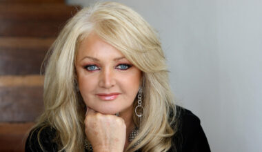 The Welsh pop star, whose real name is Gaynor Hopkins, died just months after an emergency intestinal surgery.