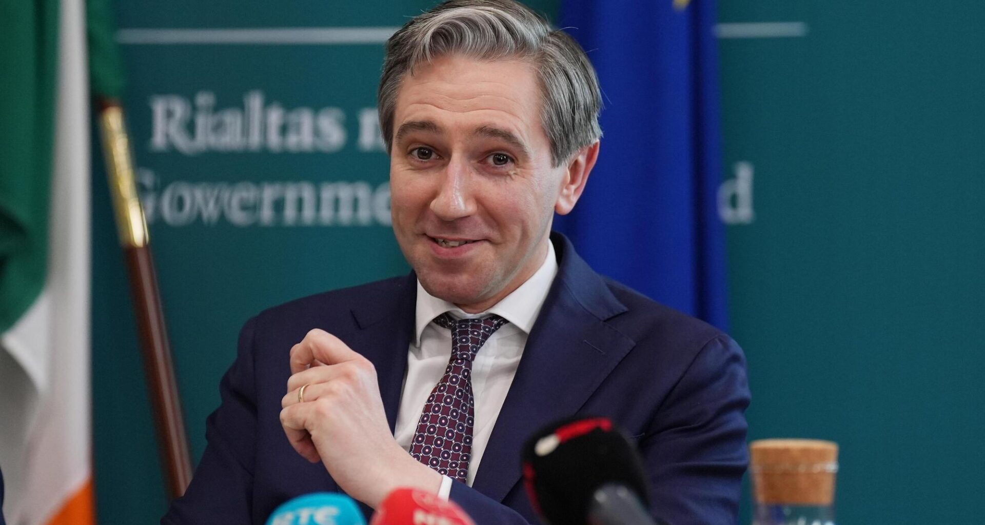 Tánaiste Simon Harris said that the purpose of the domicile levy is to ensure that Irish domiciled individuals with substantial income and assets located in the State make a contribution to the Exchequer.