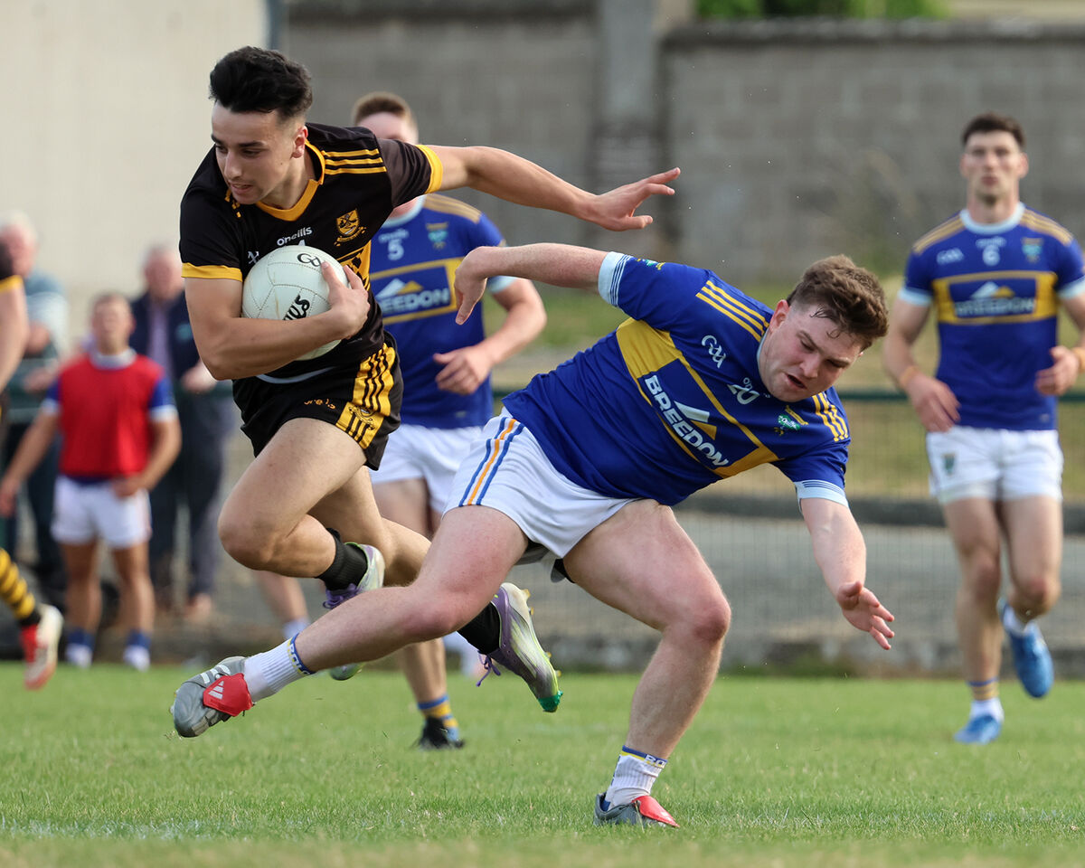 Cian Walsh of Clyda Rovers clashing with Conor Murphy of Kilshannig. Picture: Brendan Gleeson