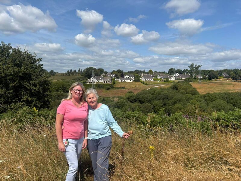 Trish O'Mahony and Joan Lewis, Murphy's Rock.
