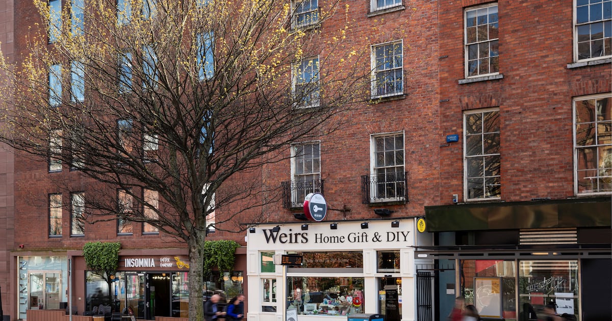 Residents object to plan to turn former hardware store on Baggot Street into pub – The Irish Times