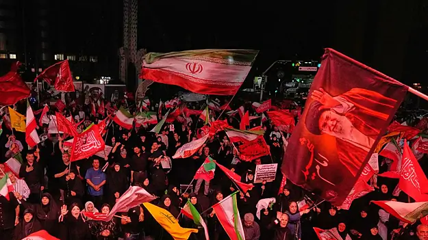 Us Military Says It Is Striking Iran In Response To Attack On Civilian Vessel
