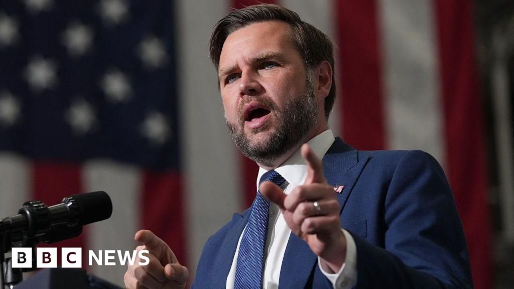 JD Vance accuses Israel of 'manipulating' US public opinion to prolong Iran war - BBC