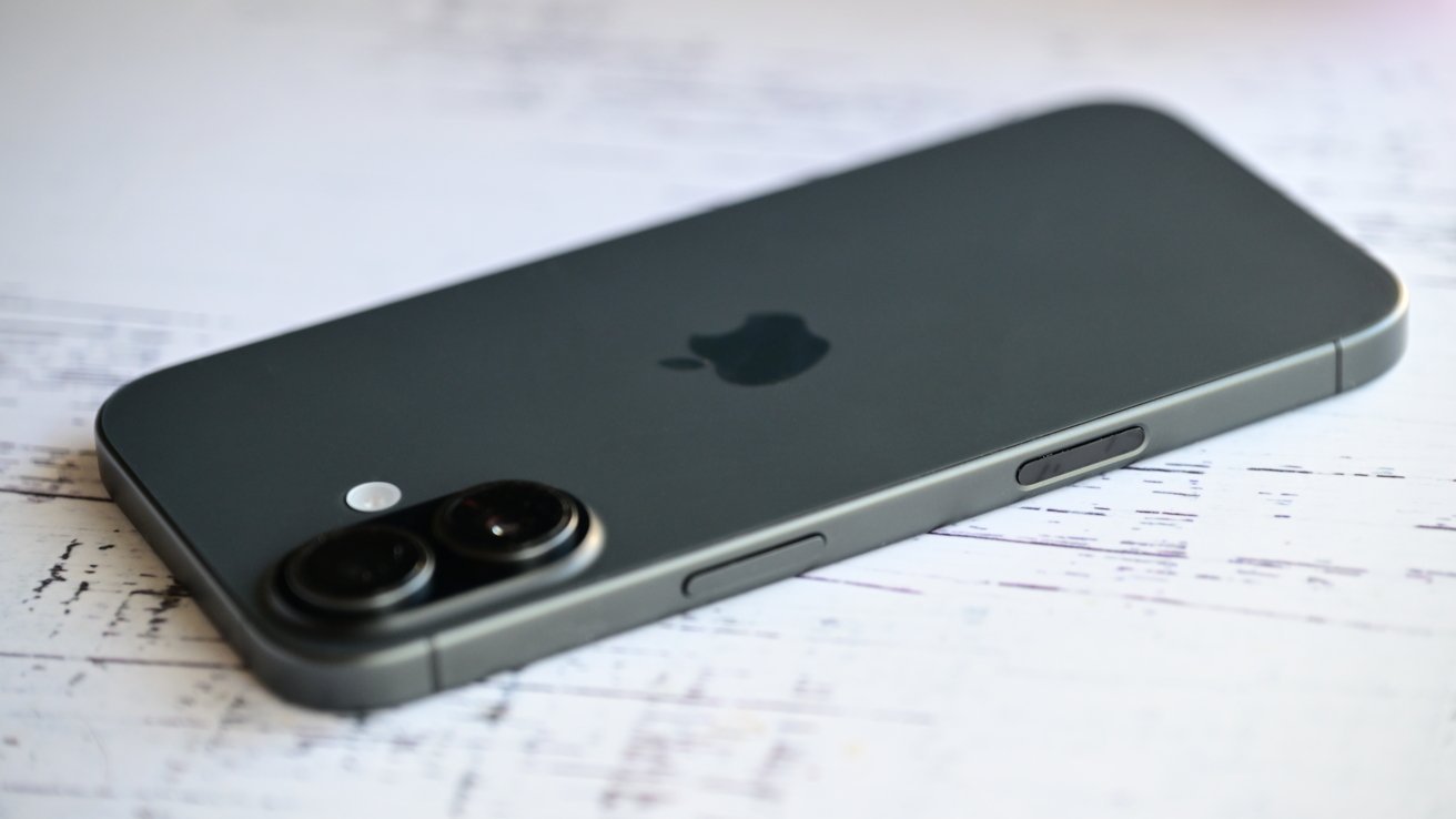 iPhone 18 rumors: Smaller Dynamic Island, 12GB or 9GB RAM