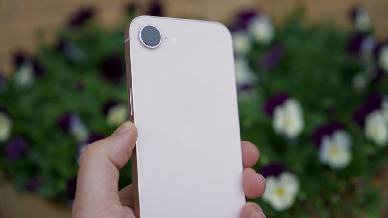 Apple's reliance on Qualcomm could decline faster than expected after Q4 2026