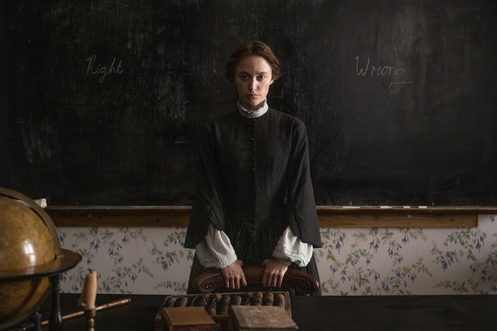 Maika Monroe, Victorian Psycho maika monroe, victorian psycho