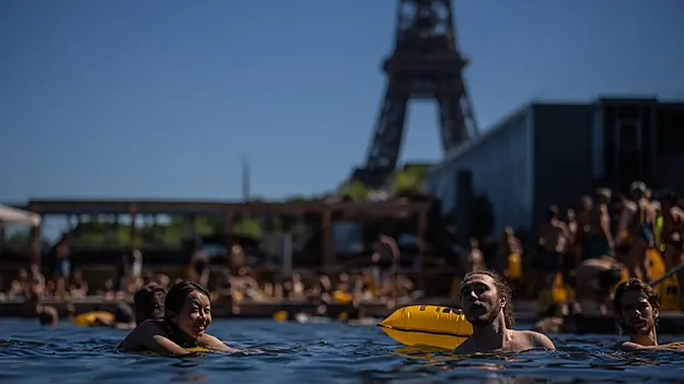Paris Summer Ritual Returns With Supervised Seine Swimming Spots