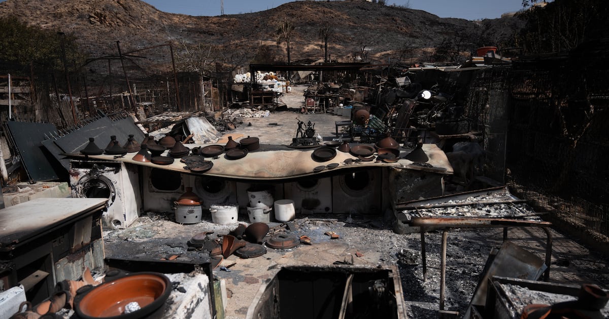 Spanish firefighters struggle to contain deadly wildfires as more villages evacuated – The Irish Times