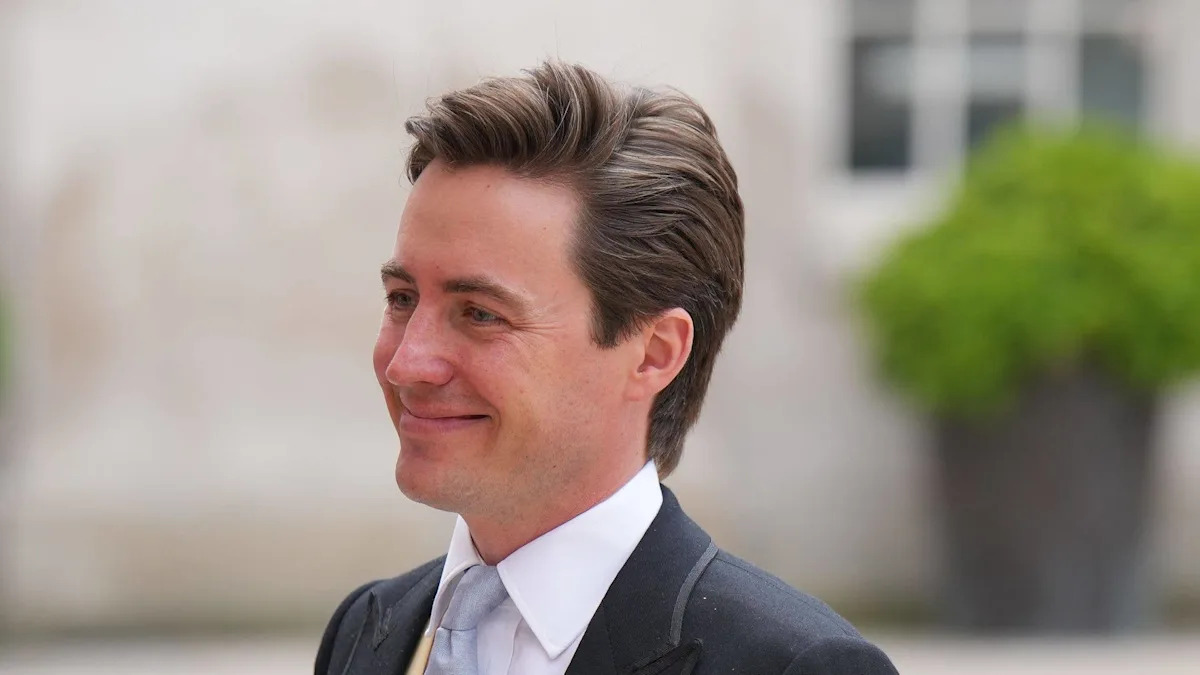 Princess Beatrice's husband sends public message to Kate Middleton in rare show of support