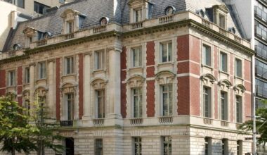 When two become one: the complex dance of museum mergers - The Art Newspaper