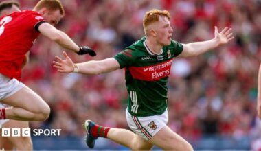 Darragh Beirne celebrates scoring a goal