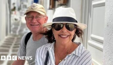 Karen Carter: Police formally investigate woman after Brit stabbed to death in French village - BBC