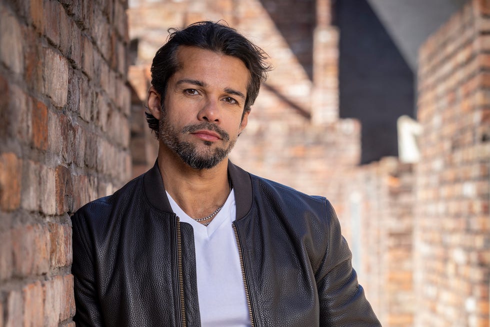 Junade Khan as Idris in Coronation Street junade khan as idris in coronation street