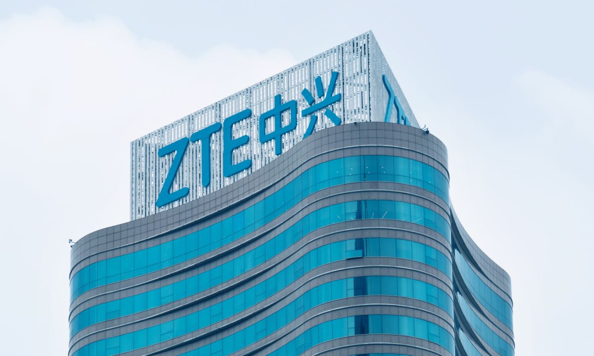 AI smartphones ZTE