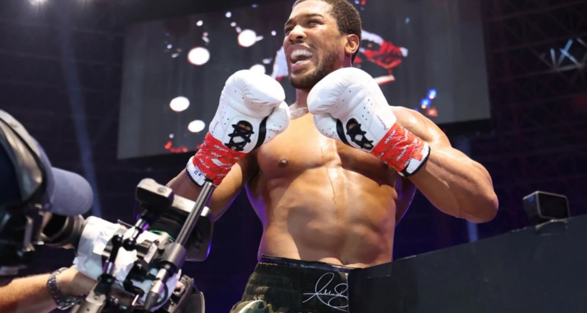 Anthony Joshua vs Kristian Prenga LIVE RESULTS: Reaction as AJ delivers brutal KO to set up Tyson Fury fight