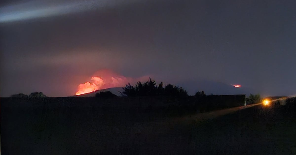 Public urged to avoid areas of Co Wicklow due to reignition of wildfire – The Irish Times