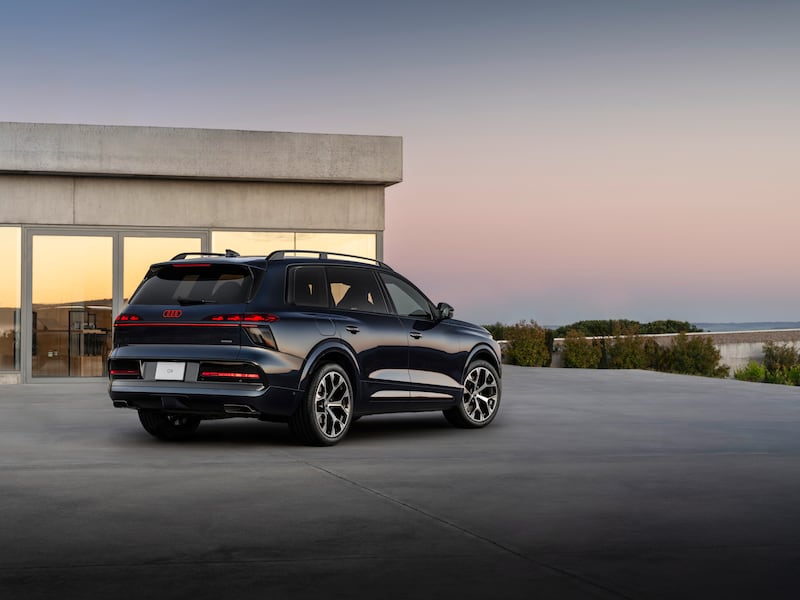 New Audi Q9