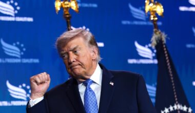 Trump made more than $1bn last year on return to presidency – The Irish Times