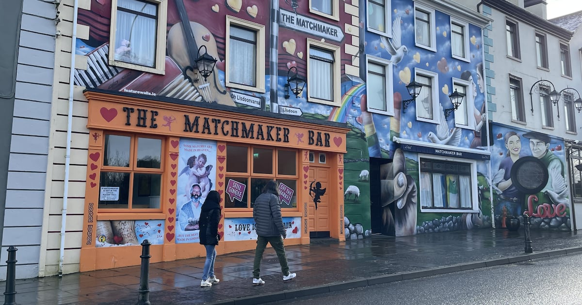 Singles will have to ‘get courting done early’ as judge denies Lisdoonvarna licence extension for matchmaking festival – The Irish Times