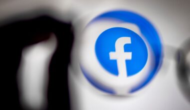Facebook Testing Immersive Video Feed as Home Page