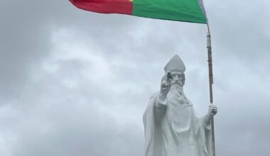 St Patrick’s Bed? – Frank McNally on spending All-Ireland final night in a Mayo bridal suite – The Irish Times