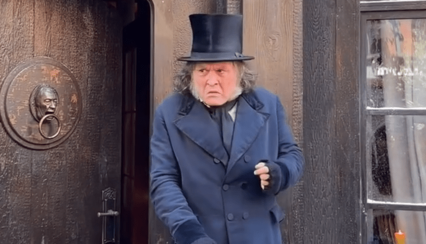 'Ebenezer' Trailer: Johnny Depp Unveils At Comic-Con As Scrooge: Watch