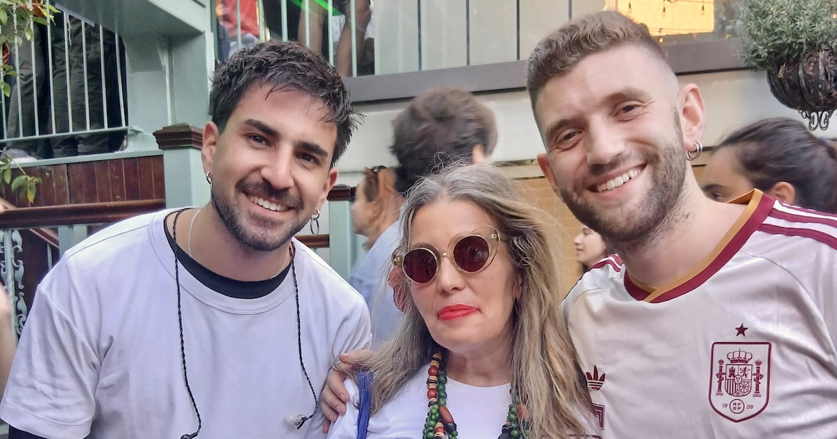 Olé, olé, olé: Spanish in Ireland prepare for World Cup final showdown – The Irish Times