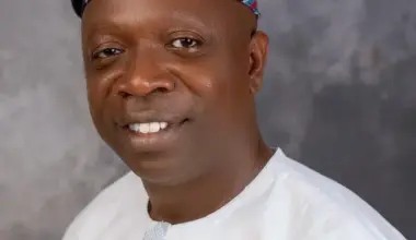 Ex-Osun lawmaker gives business grant to small-scale owners