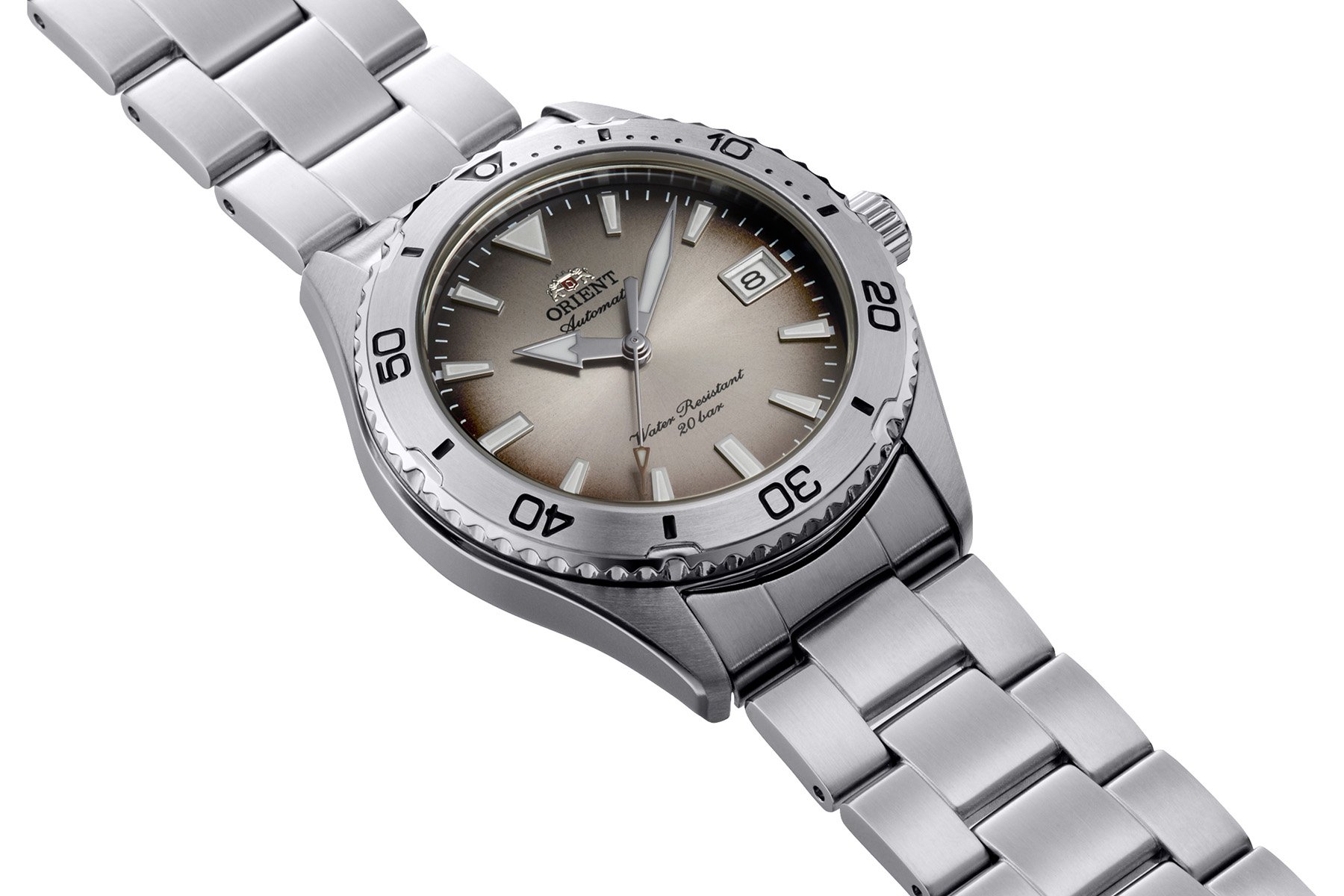 Orient Mako 40 RA-AC0Q16N Flat-Lay