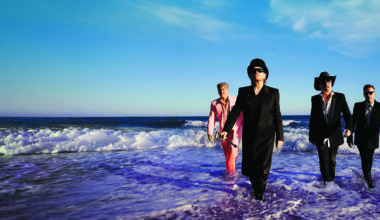 U2