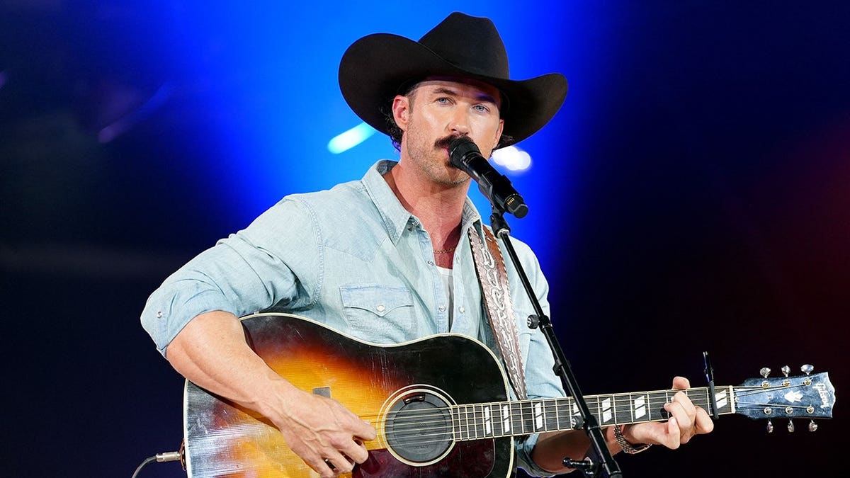 Riley Green is a country music superstar.