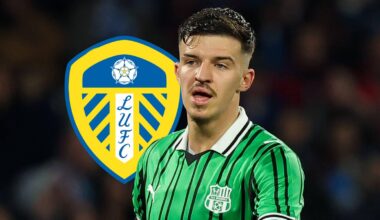 Sassuolo defender Tarik Muharemovic next to the Leeds United badge