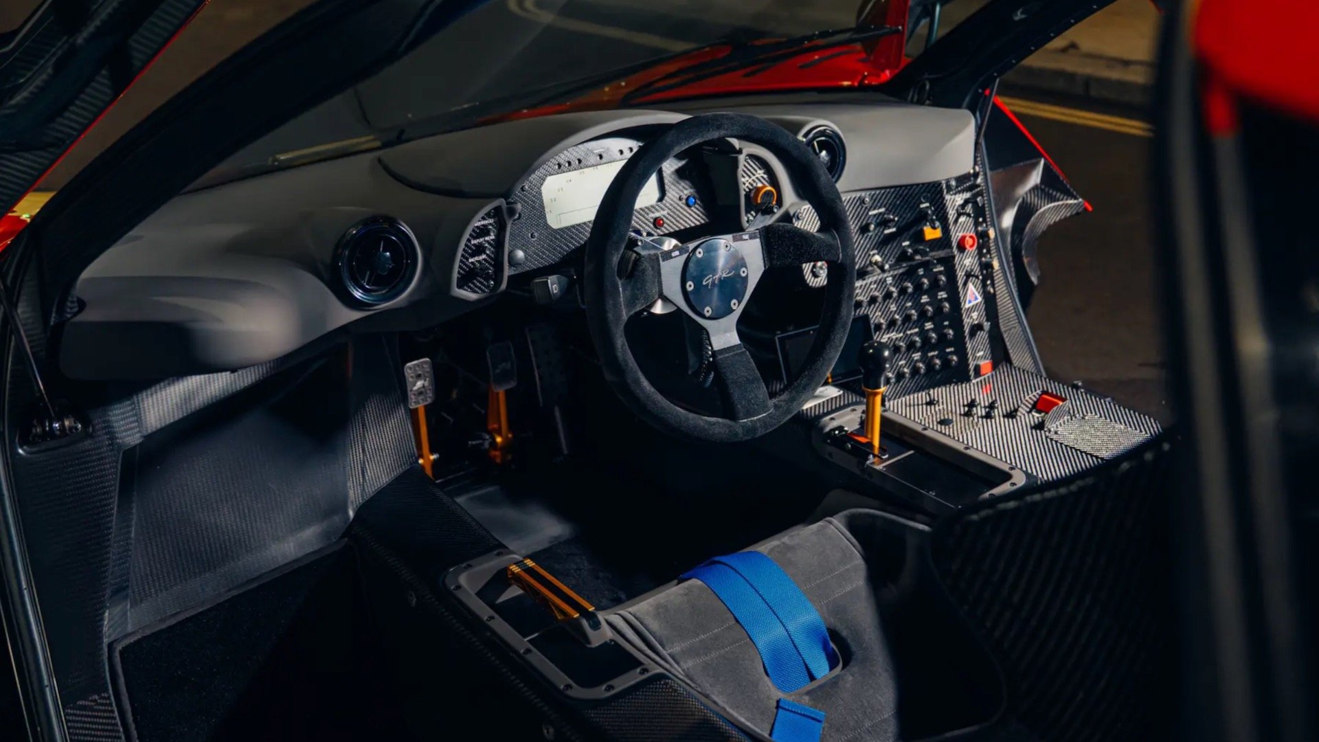 1996 McLaren F1 GTR "Pop Art"