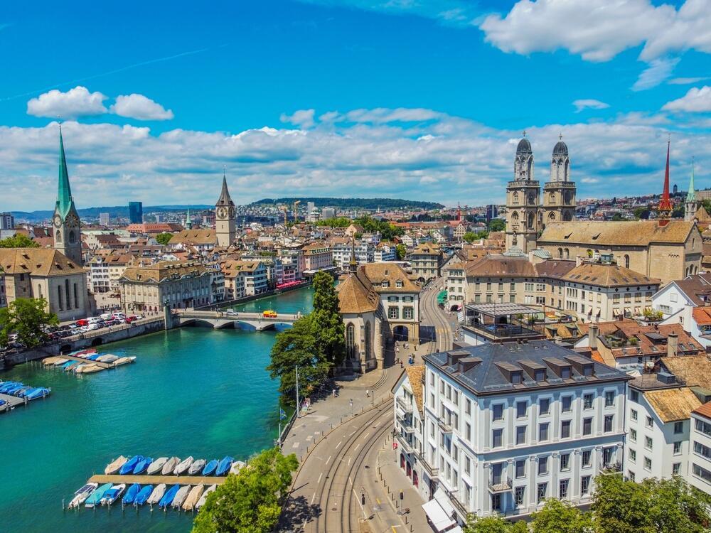 Zurich, Switzerland (Photo: Shutterstock) העיר העתיקה בציריך