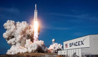 SpaceX (SPCX) Stock Climbs Following Successful 24-Satellite Starlink Deployment