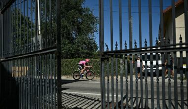 Ireland’s Ben Healy finishes 35th in chaotic Tour de France stage – The Irish Times
