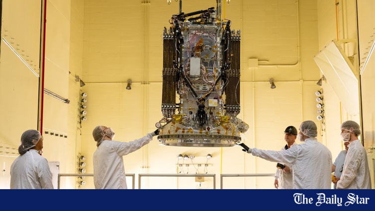 NASA launches rescue mission to save ageing Swift space telescope