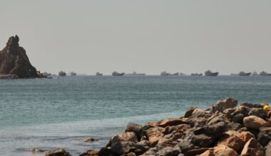 US and Iran exchange heavy strikes as Tehran targets facilities across the Gulf – The Irish Times