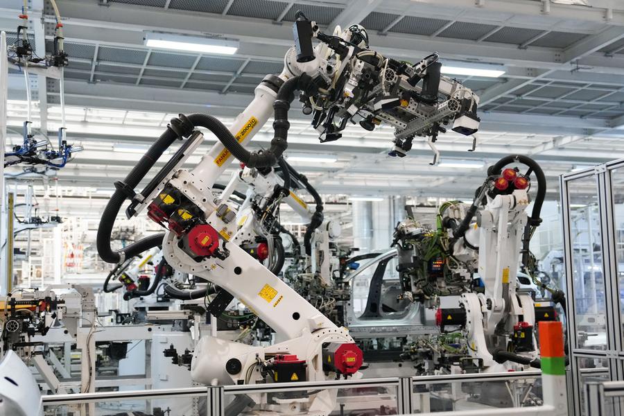 China's economy likely cooled in second quarter: analysts