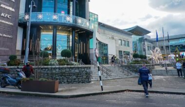Dundrum Town Centre operator seeks to close off popular shopper route – The Irish Times