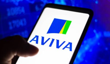 Irish Aviva shareholders targeted by US firm seeking to buy stock on the cheap – The Irish Times