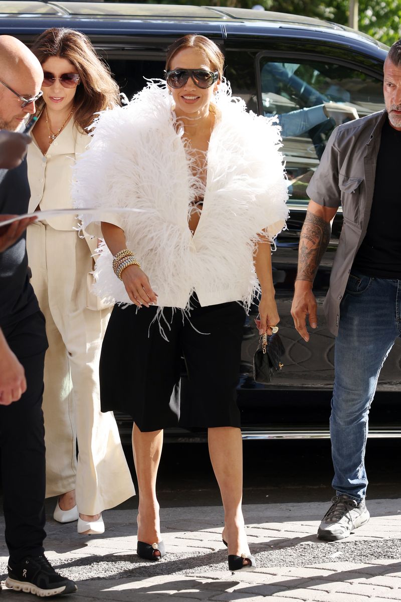 Jennifer Lopez arriving back at her hotel during Day One of Paris Fashion Week - Haute Couture Fall/Winter 2026/2027 on July 06, 2026 in Paris