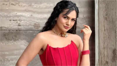 Lock Upp 2: Akanksha Chamola admits she was bise*ual before marriage to Gaurav Khanna; says I have had some relationships with girls'