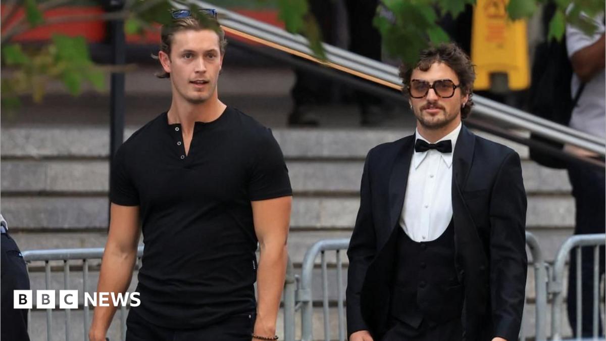 Taylor Swift wedding live updates: Celebs arrive at Madison Square Garden
