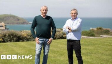Hotels and holiday parks 'overlooked' in new plans - BBC