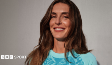Alexia Putellas smiles