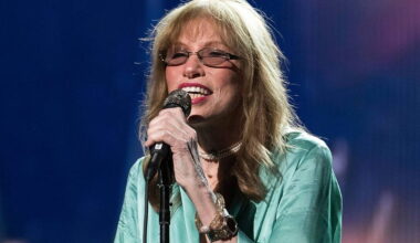 Carly Simon reveals she has been diagnosed with Parkinson’s disease