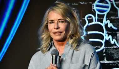 Chelsea Handler Posts Letter Calling Out Her Family’s ‘Lack Of Manners’ On Vacation