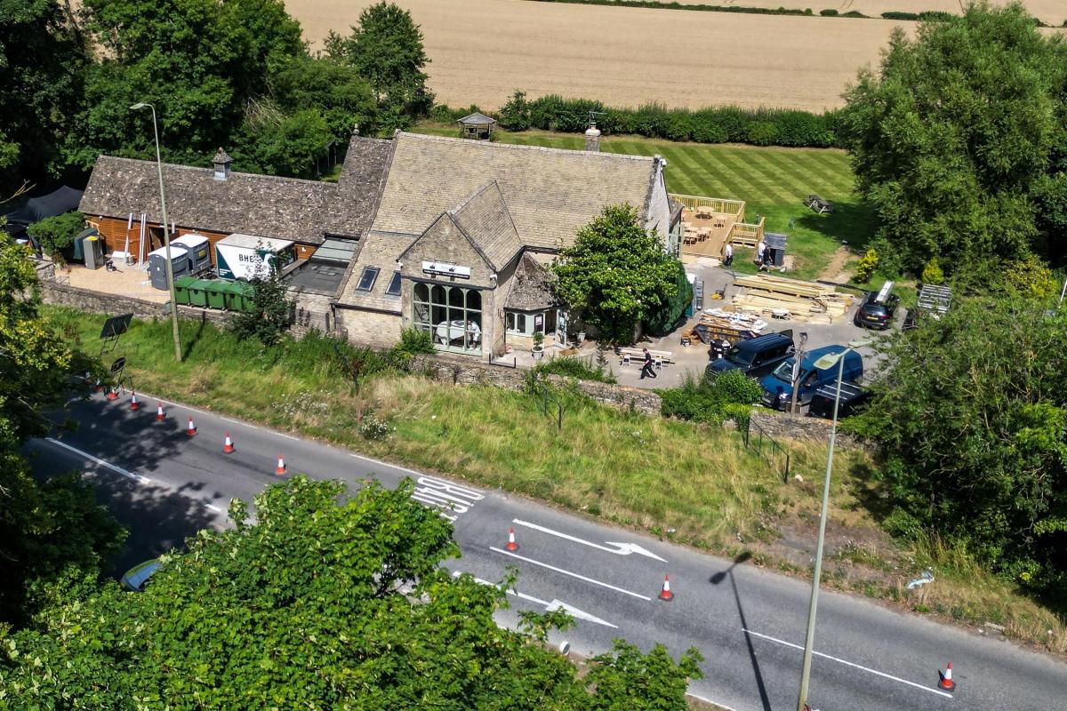 Hollywood actress spotted drinking at Jeremy Clarkson's Cotswolds pub